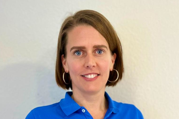 Praxis für Physiotherapie und Osteopathie in Köln - Carina Fakraoui
